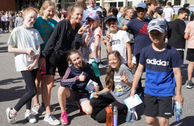 Schülerinnen und Schüler aus der Beobachtungsstufe