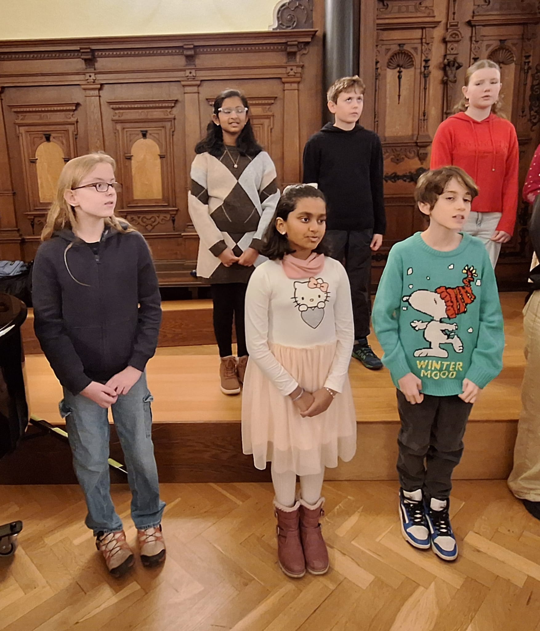 Singende AvH-Schülerinnen und -Schüler beim Harburger Rathauskonzert 2025